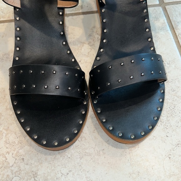 🔥🔥FIRE SALE 🔥🔥BOHME Black studded EUC Sandals - Picture 4 of 9